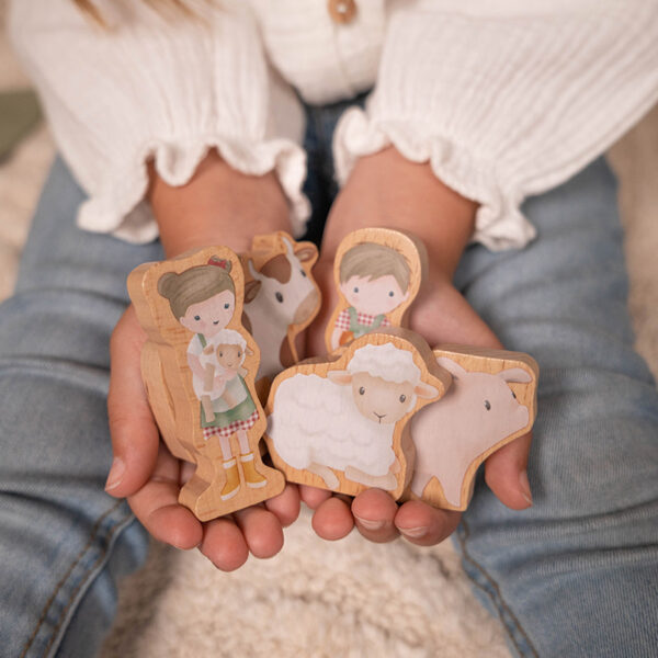 LD7151_5 Wooden train track Little Farm FSC