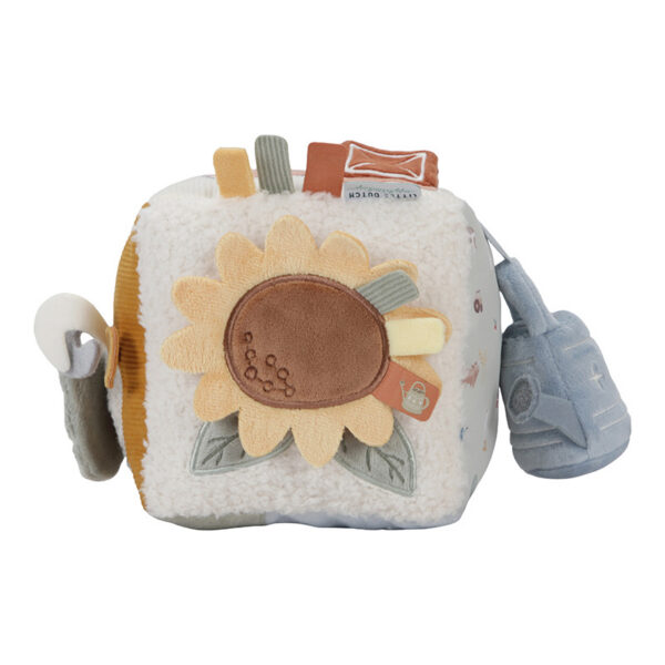 Soft activity cube Little Farm