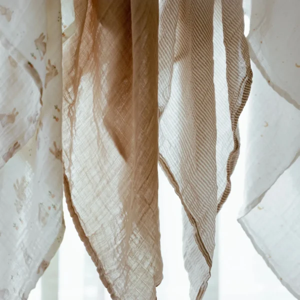 Swaddle 120 x 120 muslin Beige